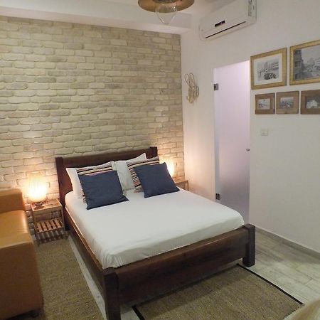 Banker'S Boutique Apartment Haifa Room photo