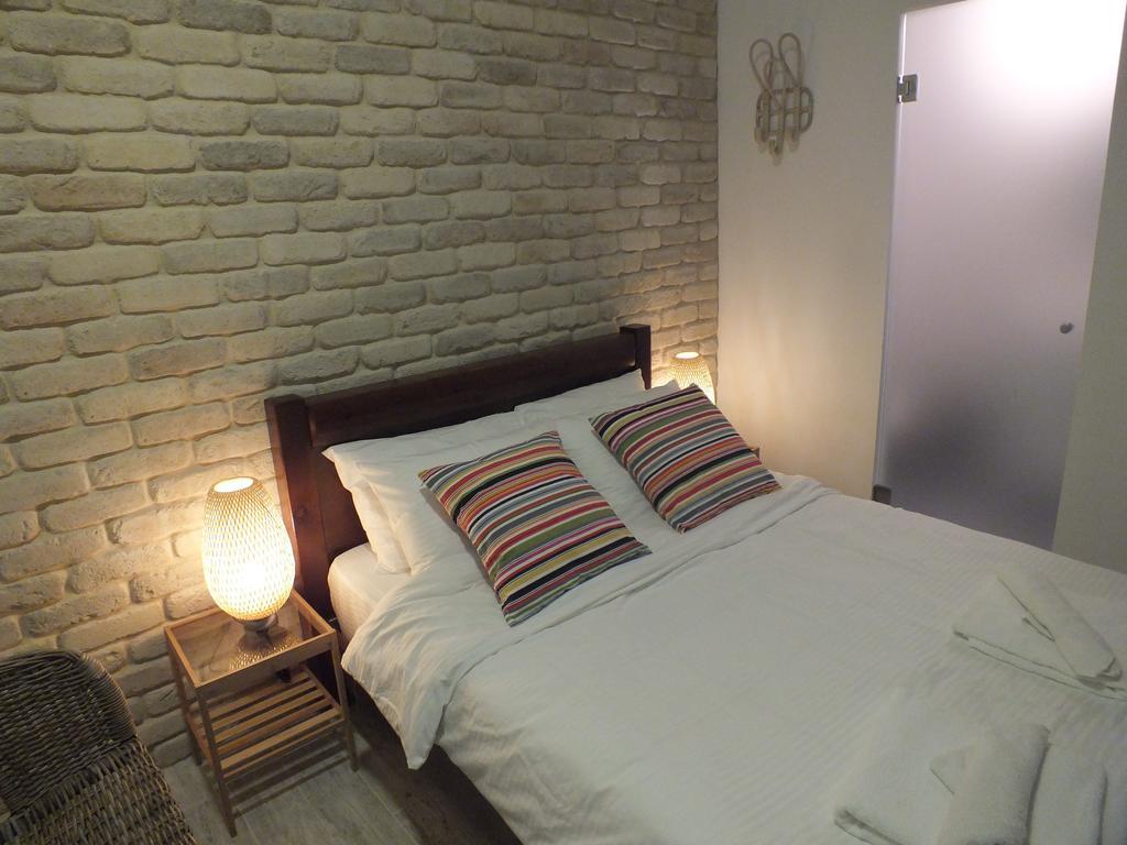 Banker'S Boutique Apartment Haifa Room photo